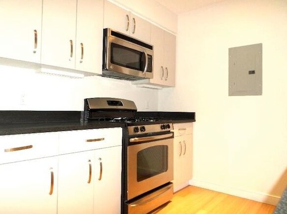 650 Albany St, Unit #406 in Boston, MA - Building Photo - Building Photo