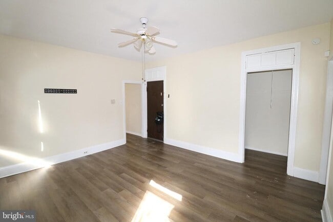 403 Pennington Ave in Waterford Works, NJ - Building Photo - Building Photo