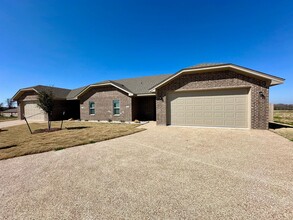 705-707 Tower Ml in Robinson, TX - Building Photo - Building Photo