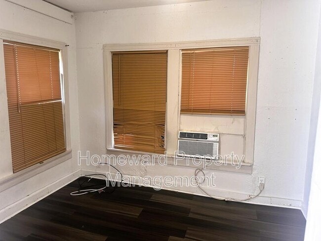 3803 Meadowbrook Dr in Fort Worth, TX - Building Photo - Building Photo