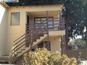 688 Grove Way in Hayward, CA - Foto de edificio - Building Photo