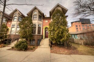 1242 Labrosse St in Detroit, MI - Building Photo