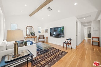 630 N Curson Ave in Los Angeles, CA - Building Photo - Building Photo
