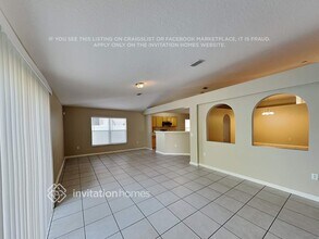510 Brown Bear Way in St. Cloud, FL - Building Photo - Building Photo