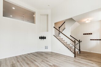 4446 Monroe Ct in Naperville, IL - Building Photo - Building Photo