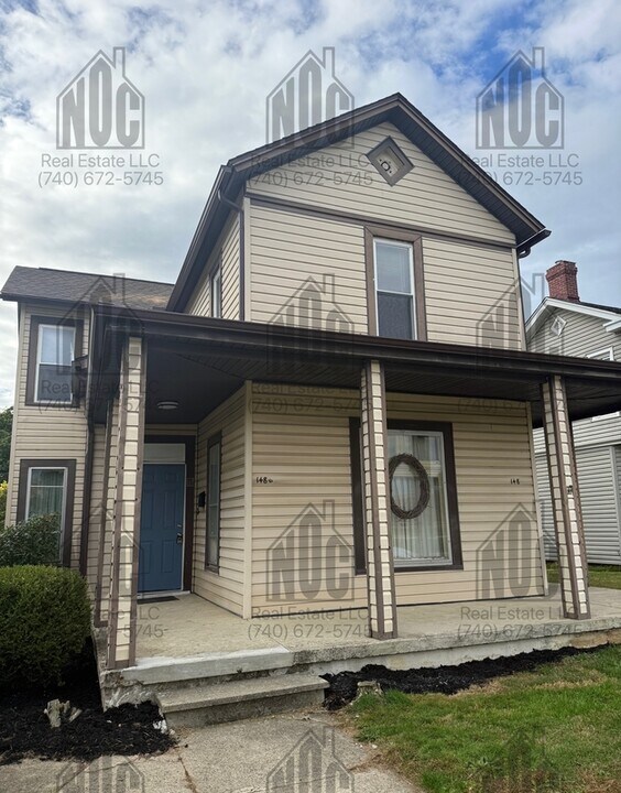 148 1/2-148 1/2 E Allen St in Lancaster, OH - Building Photo