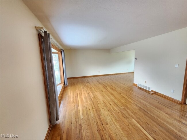 property at 5650 Cascade Ct