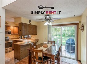 6300 Prairie Ridge Rd in Ames, IA - Building Photo