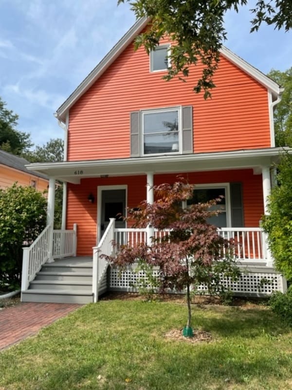 property at 618 S Ashley St