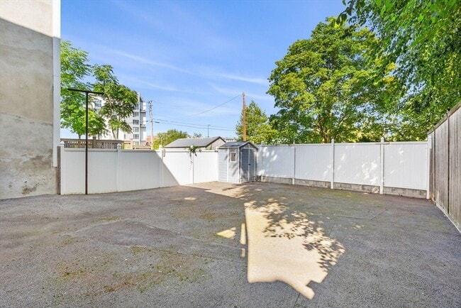 44 Warren St, Unit 2 in Cambridge, MA - Building Photo - Building Photo