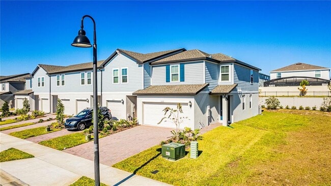 16362 Bird of Paradise Ave in Clermont, FL - Building Photo - Building Photo