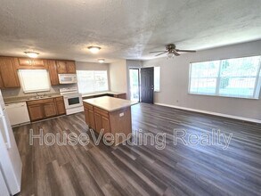 2326 Grove St in Maryville, TN - Building Photo - Building Photo