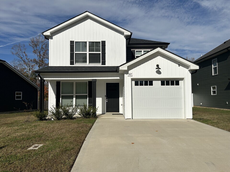 187 Woodland Sta Dr in Clarksville, TN - Building Photo