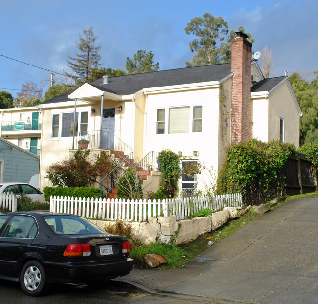 245 Union St in San Rafael, CA - Foto de edificio - Building Photo