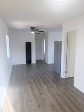 5039 Alhambra Ave, Unit B in Los Angeles, CA - Building Photo - Building Photo