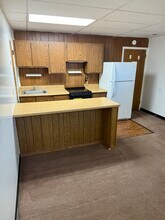 2967 Columbus St, Unit B in Grove City, OH - Foto de edificio - Building Photo
