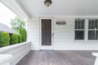 945 Woodlawn Ave in Ann Arbor, MI - Building Photo - Building Photo