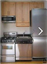 East 1st Street, Unit 3R in New York, NY - Building Photo - Building Photo