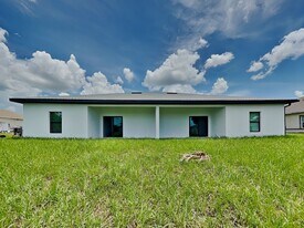 1134 Albert Ave in Lehigh Acres, FL - Building Photo