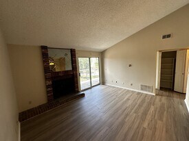 4899 S Dudley St in Denver, CO - Building Photo