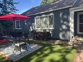 706 Normal Ave in Ashland, OR - Building Photo - Building Photo