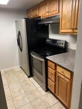 8135 Ferguson Rd in Dallas, TX - Building Photo - Building Photo