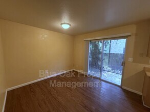 403 Maple St in Chico, CA - Building Photo - Building Photo