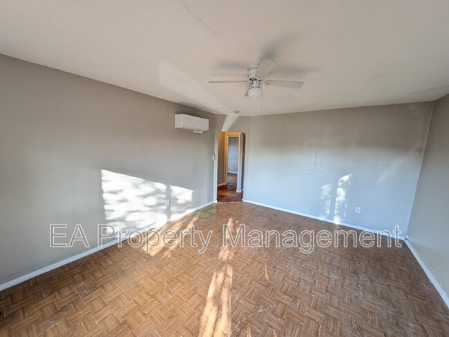 542 Alvarado Dr SE in Albuquerque, NM - Building Photo - Building Photo