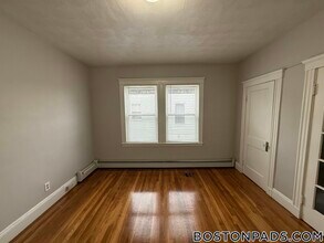 38 Estes St in Lynn, MA - Building Photo - Building Photo