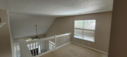 5610 Harbor House Dr in Greensboro, NC - Building Photo - Building Photo