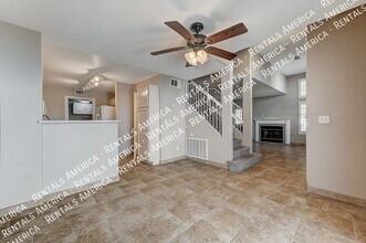 456 Temple Canyon Pl in Henderson, NV - Foto de edificio - Building Photo