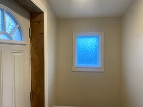 113 S 2nd St, Unit 113 First Fl in New Hyde Park, NY - Building Photo - Building Photo