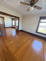 356 Springfield St in Chicopee, MA - Building Photo