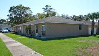 703-711 Florida Ave Apartamentos