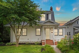 1530 Lake Ave in Fort Wayne, IN - Building Photo