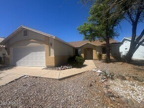 5293 Cedar Springs Dr in Sierra Vista, AZ - Building Photo - Building Photo