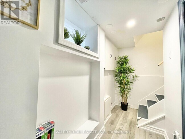 52 Glenridge Rd in Toronto, ON - Building Photo - Building Photo