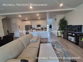 11498 S Hollybrook Loop in South Jordan, UT - Building Photo