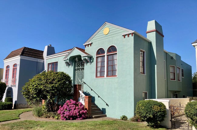 property at 2919 23rd Ave