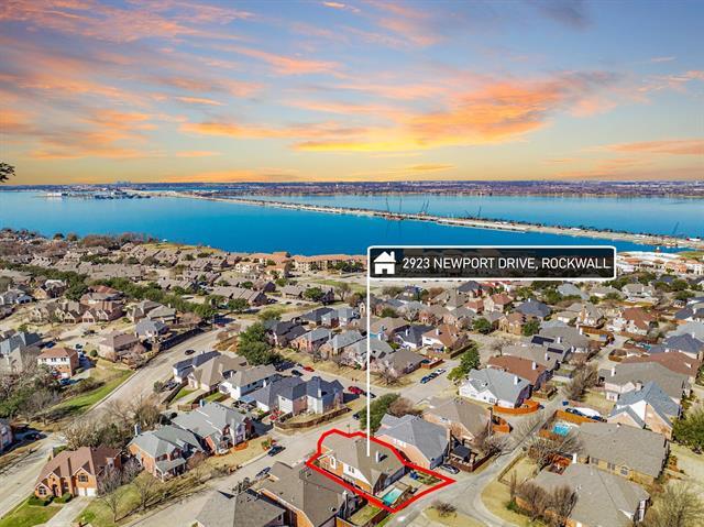 2923 Newport Dr in Rockwall, TX - Building Photo