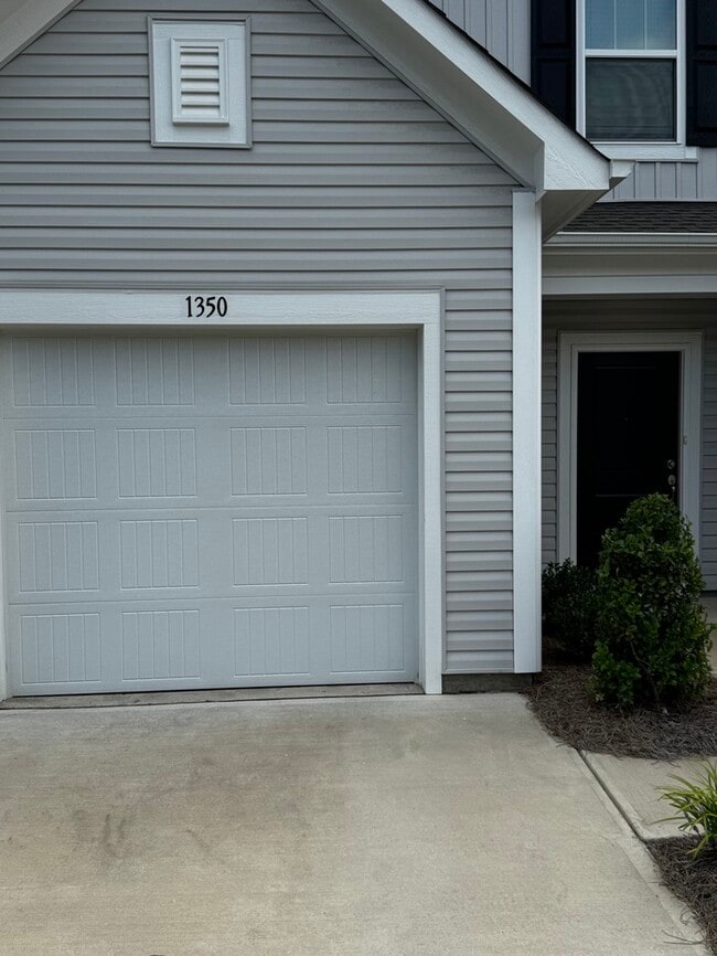 property at 1350 Eagle Claw Dr
