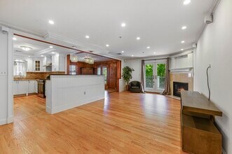 114 P St, Unit A in Boston, MA - Foto de edificio - Building Photo