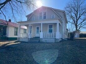 2728 Chestnut St in Quincy, IL - Building Photo