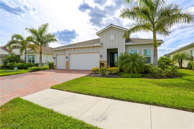 14656 Kelson Cir in Naples, FL - Foto de edificio - Building Photo