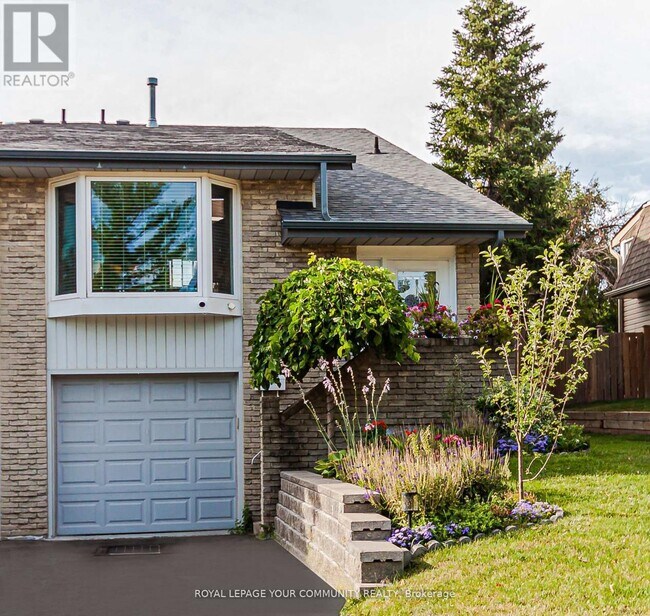 2903 Salerno Crescent in Mississauga, ON - Building Photo - Building Photo