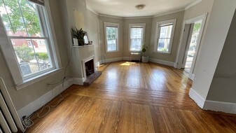 409 Highland Ave, Unit 4 in Somerville, MA - Building Photo