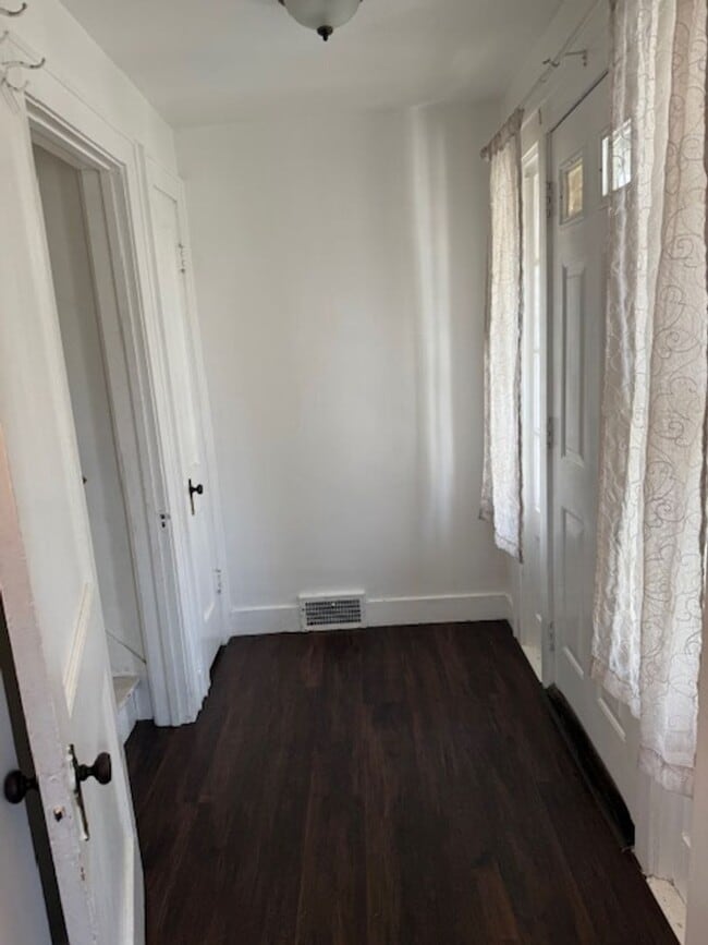 163 26th St NW in Barberton, OH - Building Photo - Building Photo