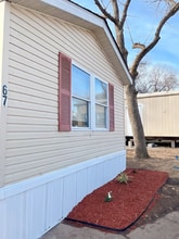 110 N Michigan St in Lawrence, KS - Building Photo - Building Photo