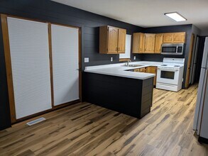 2222 Diagonal Rd in La crosse, WI - Building Photo - Building Photo