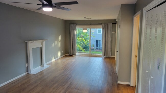 343 Leisure Ct in Marietta, GA - Building Photo - Building Photo